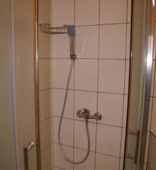 Villa 1 Makuuhuone Puutarhanäkymä, Natural Mielno