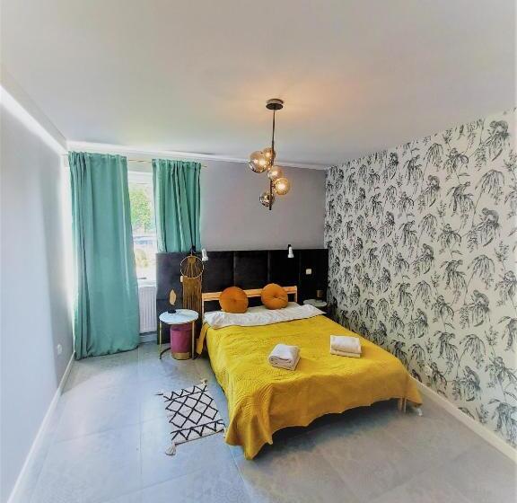 اتاق خانوادگی, Sea Power Horyzont