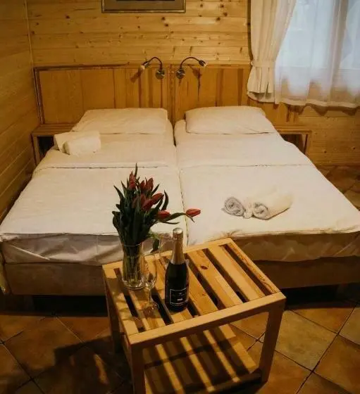 Huoneisto 1 Makuuhuone, Daglezjowy Dwór