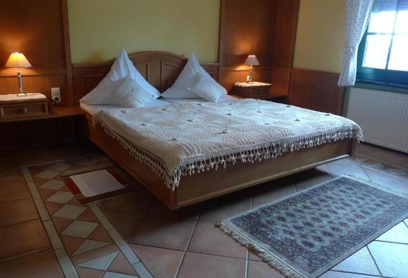غرفة كلاسيكية, Gościniec Stara Kuźnia