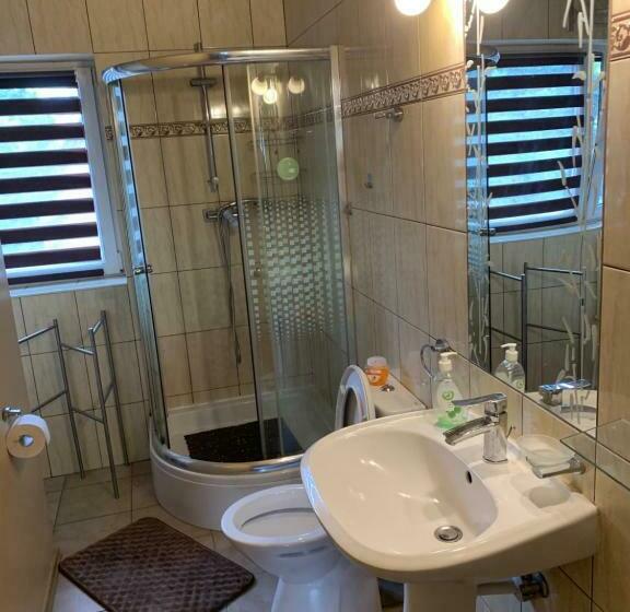 חדר סטנדרט לשלושה, Kwatery Pracownicze Tolek