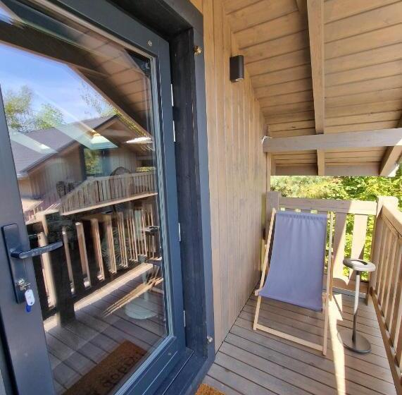 スタンダードルーム, Oberża Pod Złotym Prosiakiem