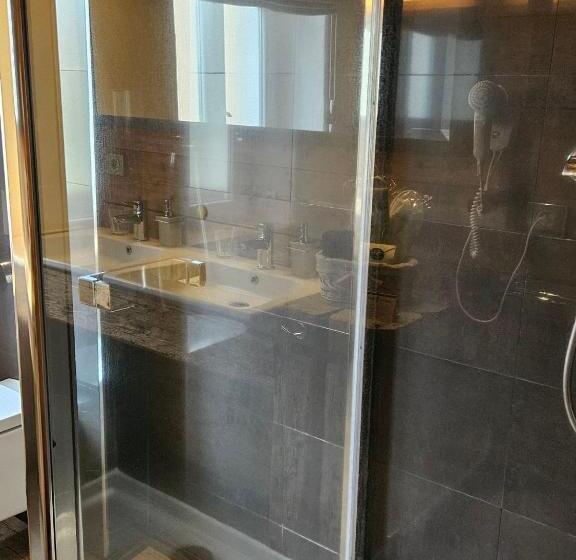 דירת חדר דלוקס, Zajazd Karczma Zagłoba