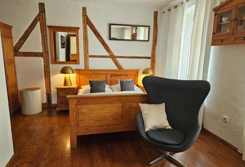 דירת שני חדרים, Zajazd Karczma Zagłoba