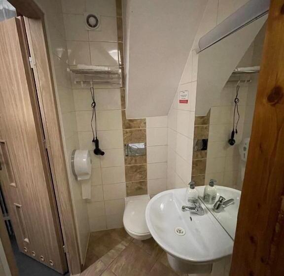 单人基本间, Antonina Pensjonprzykortach