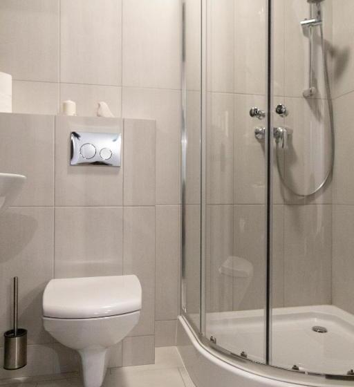 חדר בסיסי, Do Poduchy