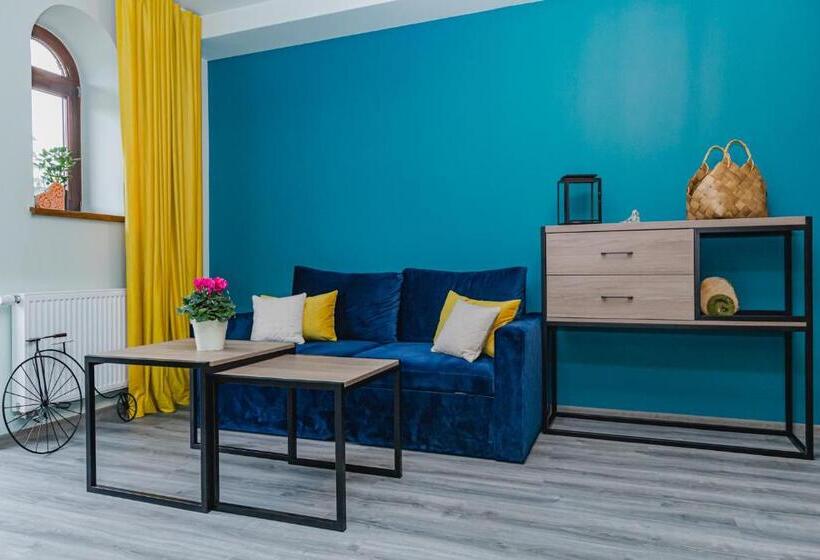 חדר משפתחתי סופריור, Do Poduchy