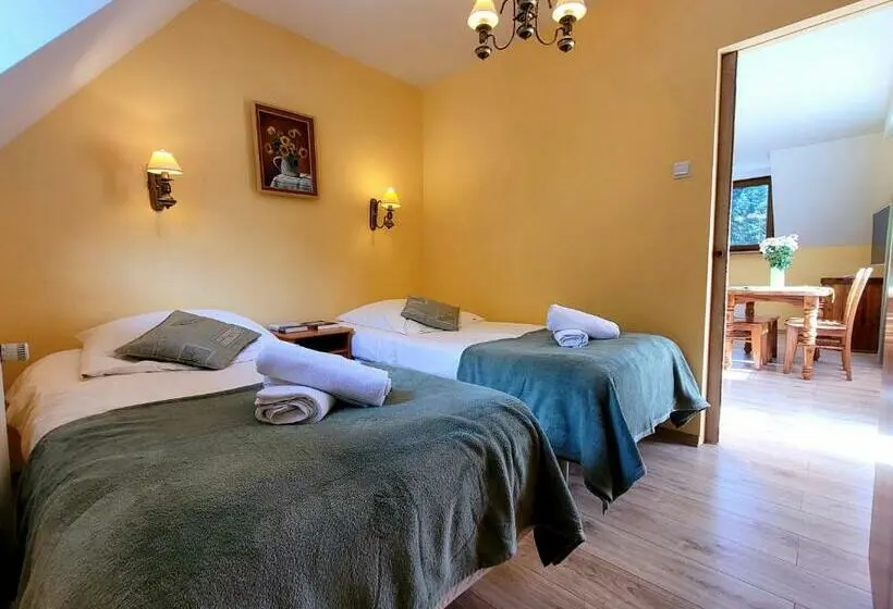 Deluxe-huoneisto 1 Makuuhuone, Rezydencja Leśny Dwór