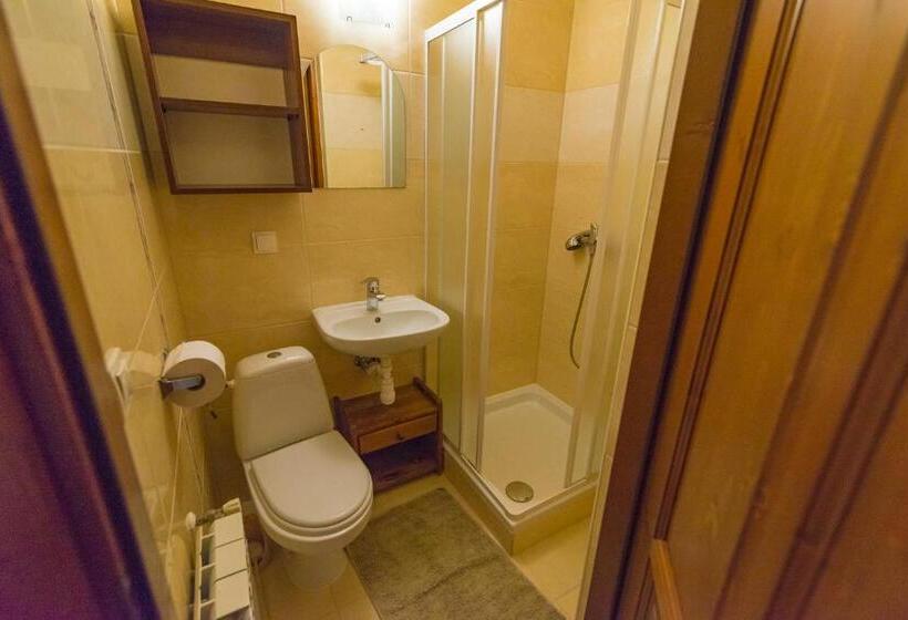 Quarto Basic, U Hanki