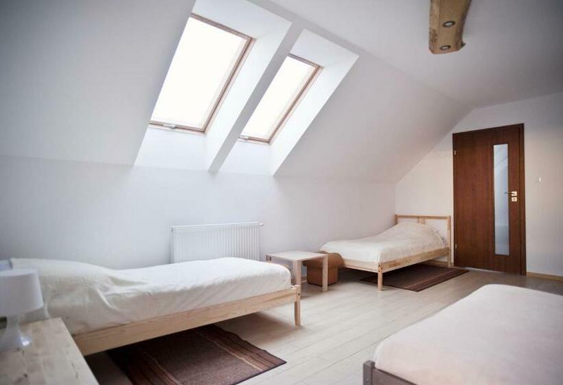 חדר סטנדרט לארבעה, Agroturystyka W Jabłoniowym Sadzie