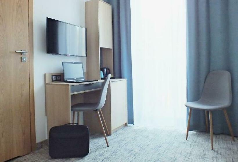 Номер Стандарт, Awilla Ustka