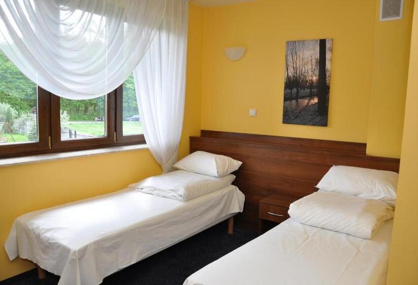 غرفة قياسية, Markiz łopuszno