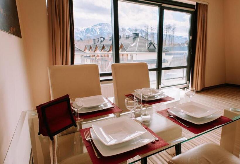 Apartamento 1 Dormitório com Vistas, Szklane Domy