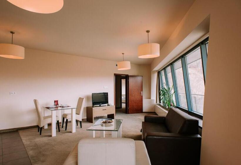 Apartamento 1 Dormitório com Vistas, Szklane Domy