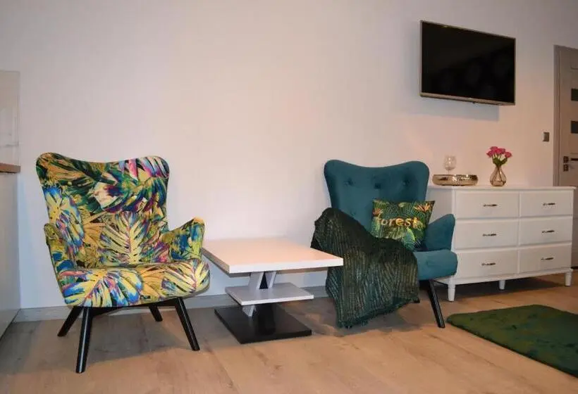 Standard-studio, Villa Nova