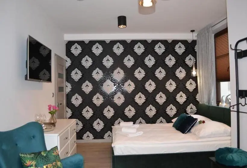 Standard-studio, Villa Nova