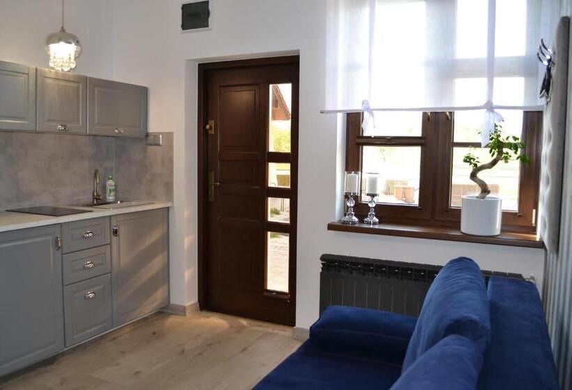 استودیوی استاندارد, Villa Nova