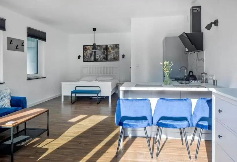 スタンダードスタジオ, Apartamenty Zielona Lipka