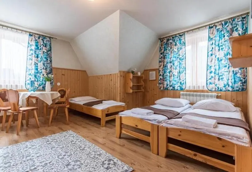 スタンダードトリプルルーム, Gościniec Nad Potokiem