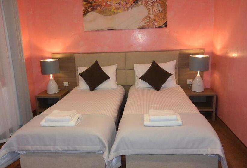 חדר סופריור, Gościniec Rycerski