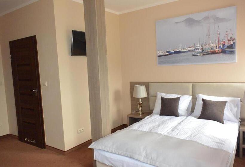 חדר סופריור, Gościniec Rycerski