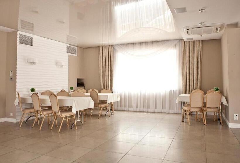 スタンダード４人部屋, Gosciniec Zacisze