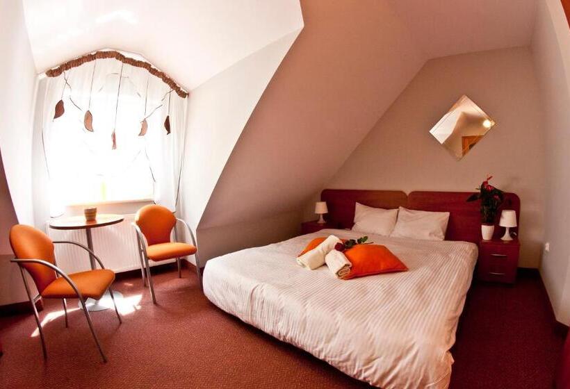 スタンダード４人部屋, Gosciniec Zacisze