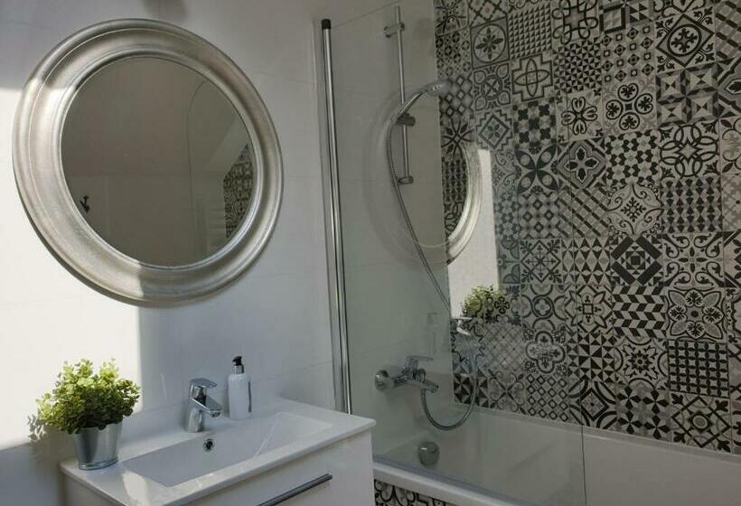 豪华房间, Majątek Morgi