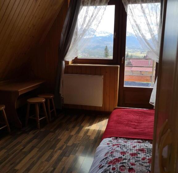 발코니가 있는 4인용 스탠다드 룸, Pokoje U Matusa