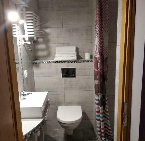 اتاق استاندارد, U Janka