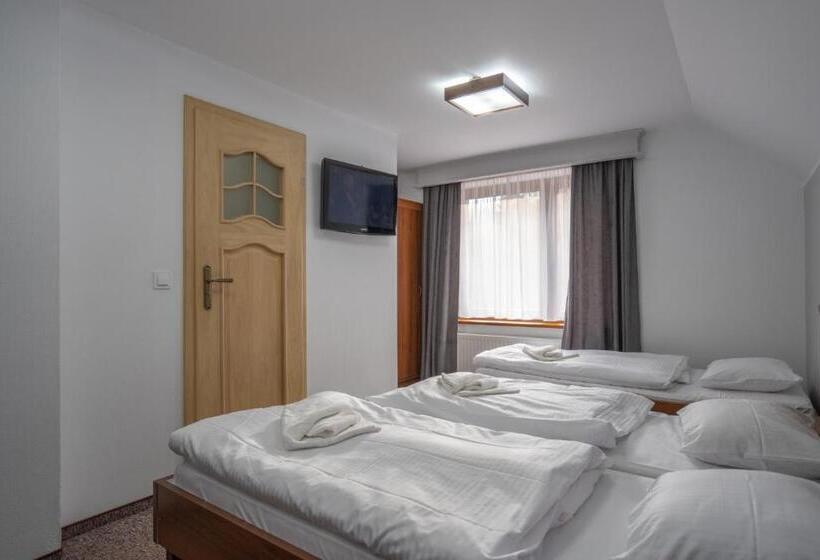 اتاق استاندارد سه نفره, Willa Pod Szrenicą 2