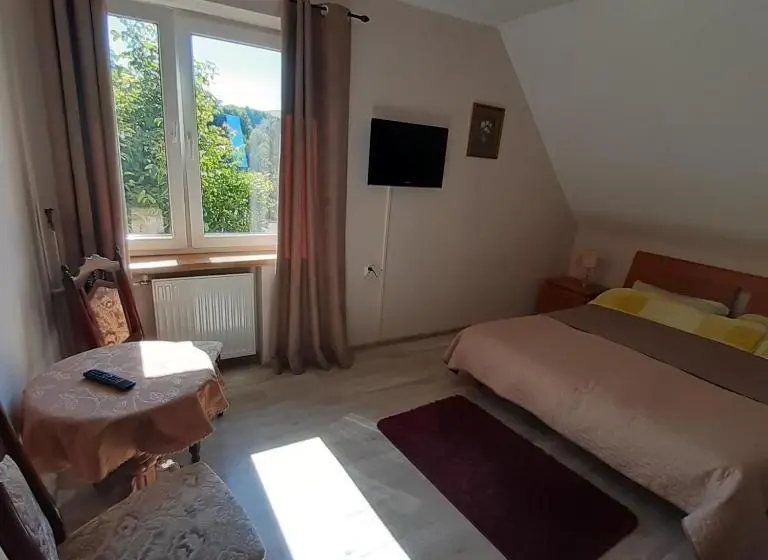 スタンダード４人部屋, Agroturystyka Brzozowe Wzgórze