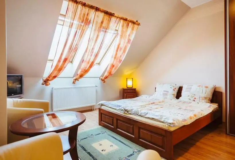 ２ベッドルームアパートメント, Apartamenty I Pokoje U Barbary