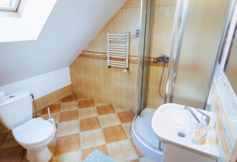 חדר סטנדרט לארבעה, Apartamenty I Pokoje U Barbary