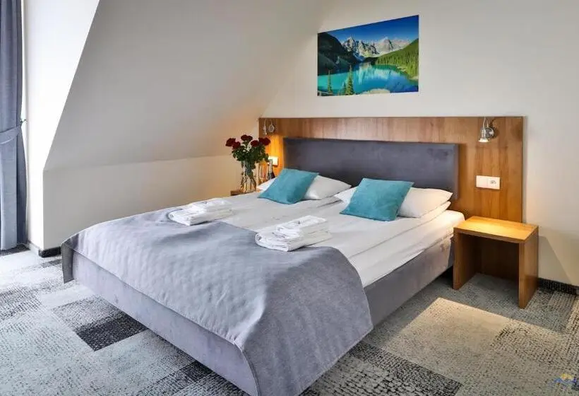 Standard-huone, Bystra