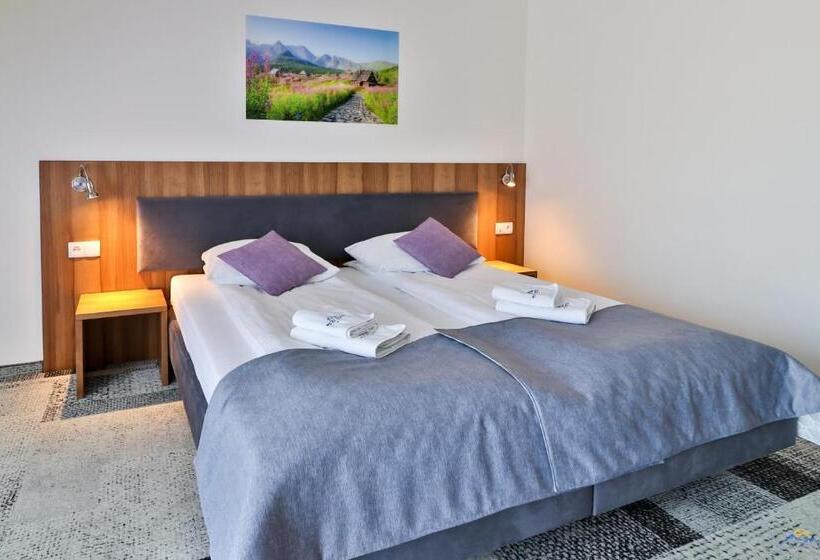 اتاق استاندارد چهار تخته, Bystra