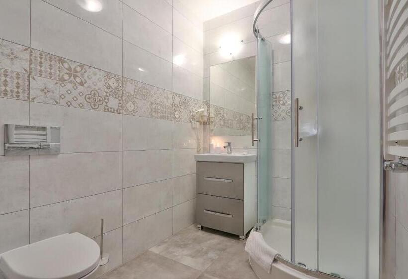 آپارتمان 2 خوابه, Bystra