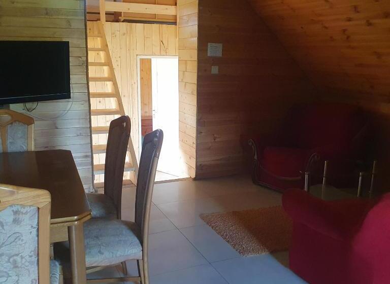 בקתת חדר, Domek Pod Akacjami