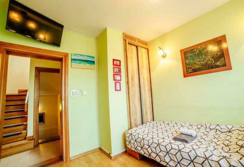 חדר סטנדרט, Gospodarstwo Agroturystyczne Rowerowa Przystań Jankesówka