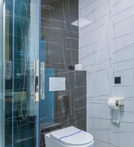 غرفة كومفورت ثلاثية, Magnolia