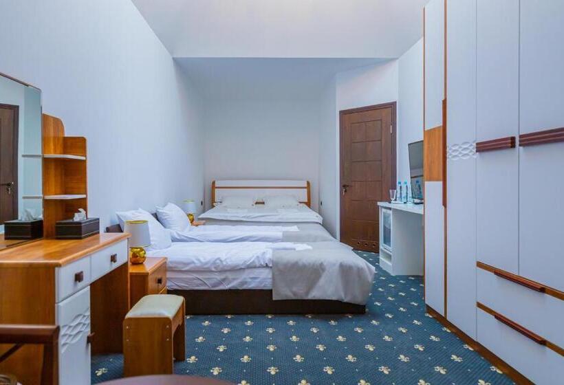 غرفة عائلية, Magnolia