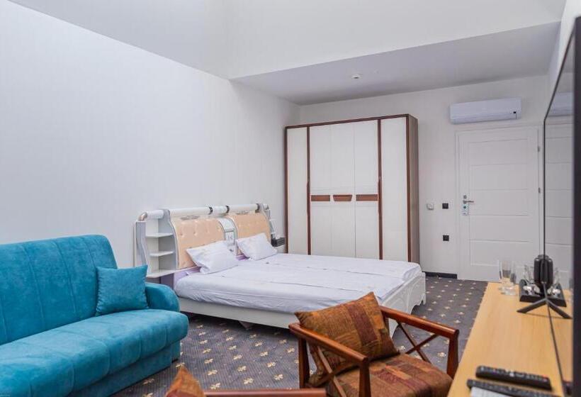 غرفة عائلية, Magnolia