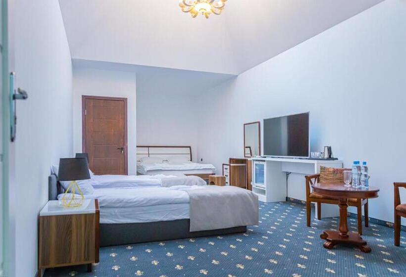 غرفة عائلية, Magnolia