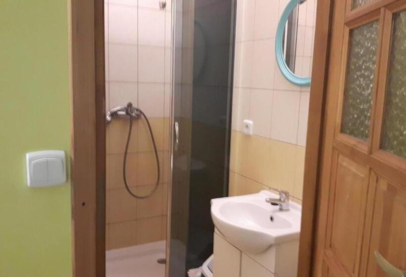 Трехместный Номер Стандарт с Балконом, Pokoje U Zajdy