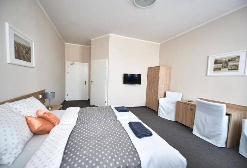 标准间, Stara Cynkownia