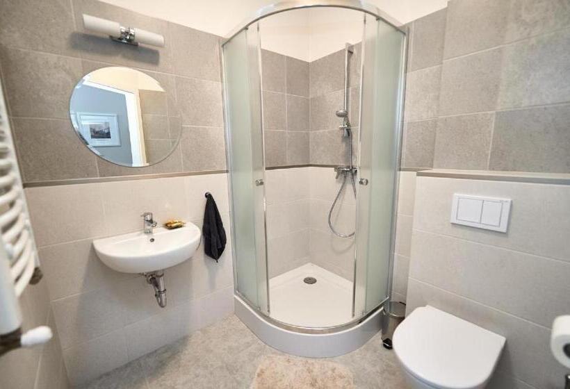 标准间, Stara Cynkownia