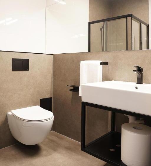 اتاق استاندارد با بالکن, Ind.u Apartamenty