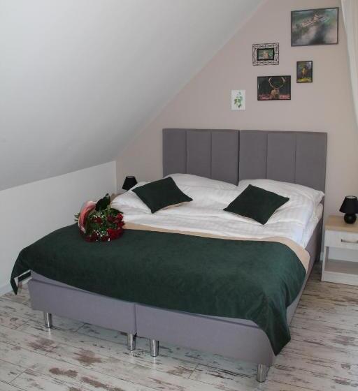 适合残疾人使用的标准间, Azymut