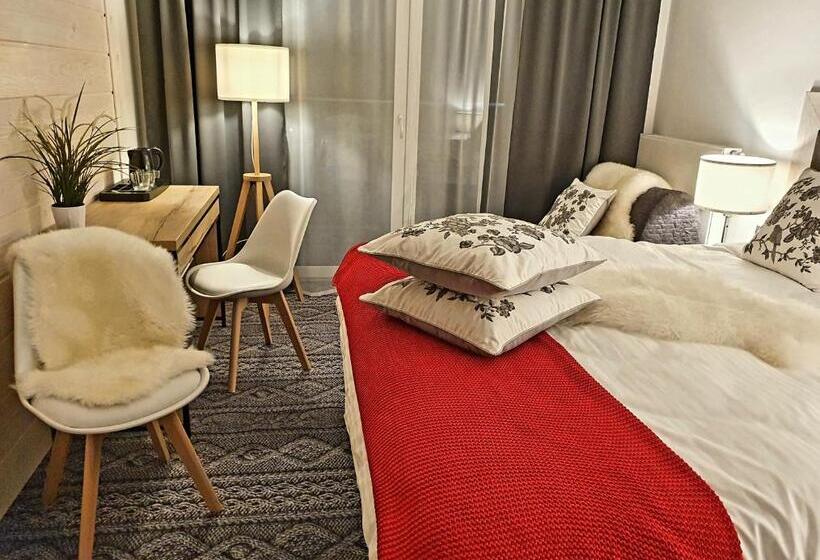 غرفة قياسية ثلاثية, Villa Olimpijska 2   Centrum