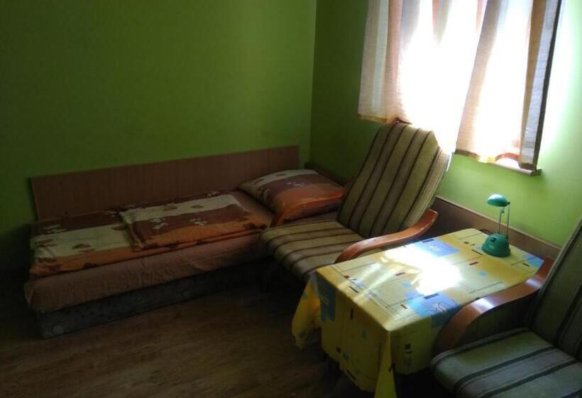 ファミリージュニアスイート, Zajazd U Doktora